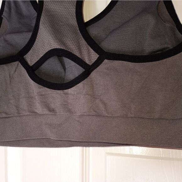 Match Women Wirefree Padded Racerback Sports Bra for Yoga Workout Gym Activewear - Picture 5 of 6